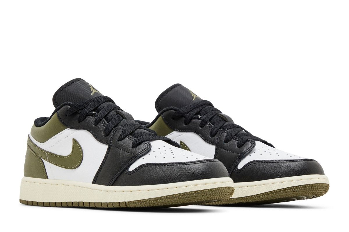 Tênis Air Jordan 1 Low Gs Black Toe Medium Olive Verde - ByDunky - Store