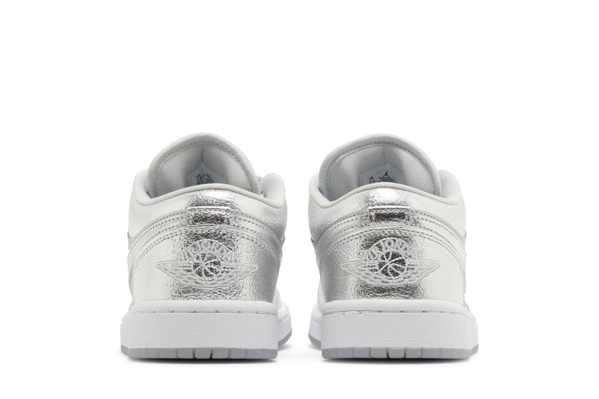 Tênis Air Jordan 1 Low SE Metallic Silver Cinza - ByDunky - Store