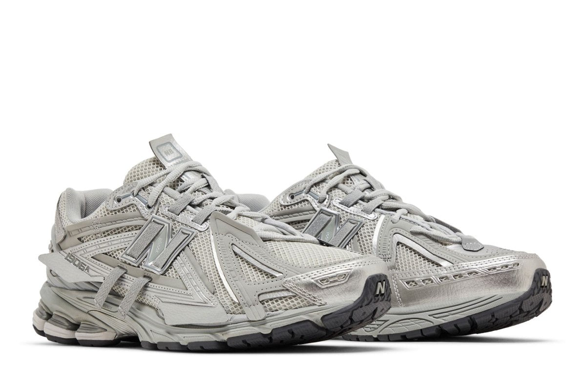 Tênis New Balance 1906A Concrete Silver Metallic Cinza - ByDunky - Store