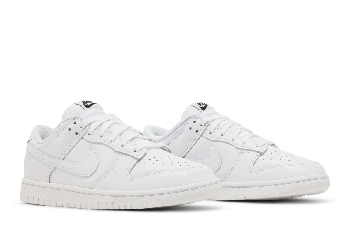 Tênis Nike Dunk Low Triple White Branco - ByDunky - Store