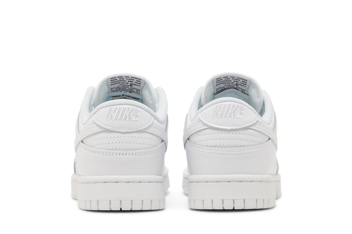 Tênis Nike Dunk Low Triple White Branco - ByDunky - Store
