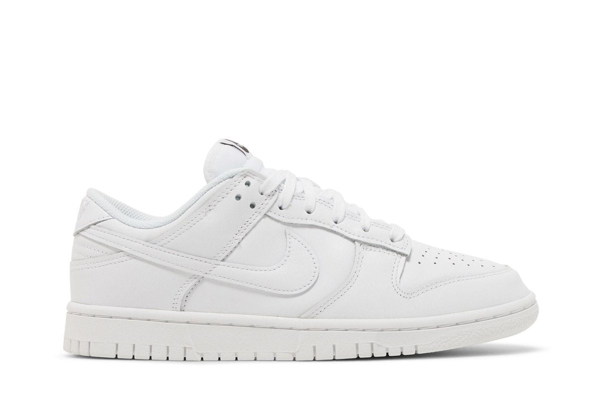 Tênis Nike Dunk Low Triple White Branco - ByDunky - Store