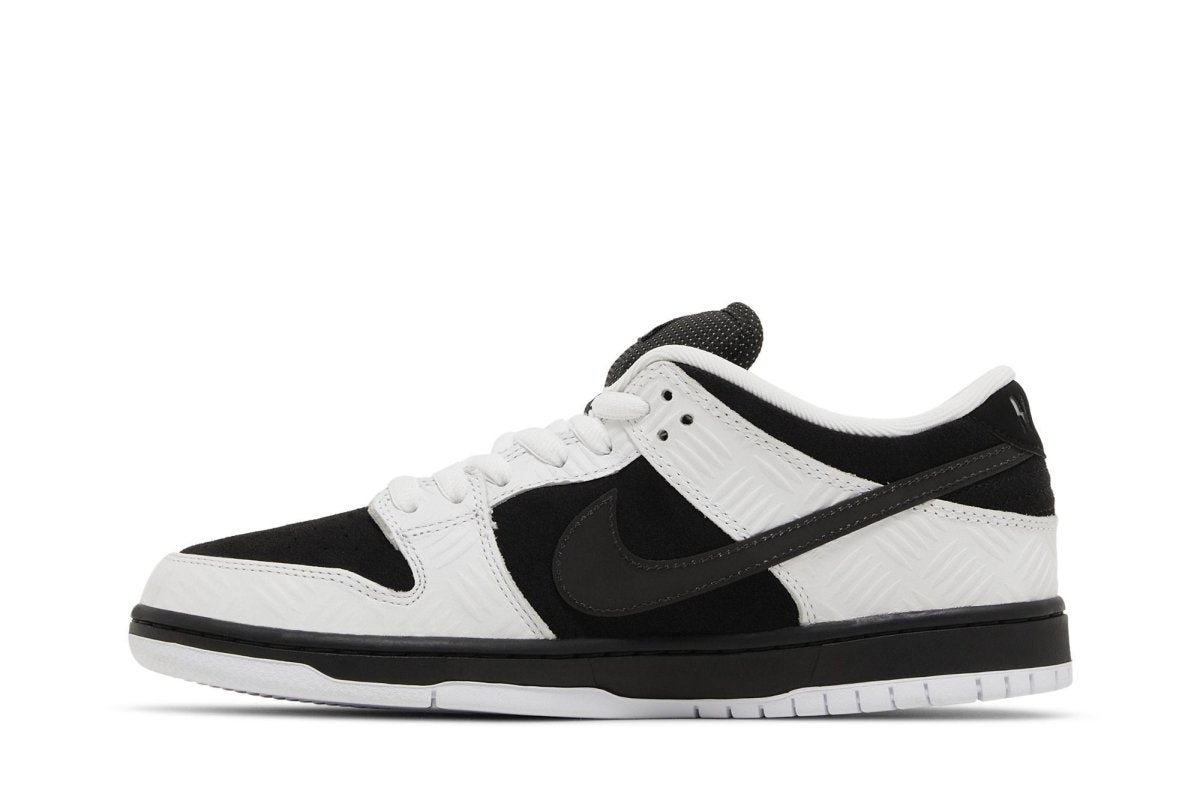 Tênis Nike Sb Dunk Low x TIGHTBOOTH Preto - ByDunky - Store