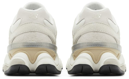 Zapatillas New Balance 9060 Sea Salt Moonbeam blancas