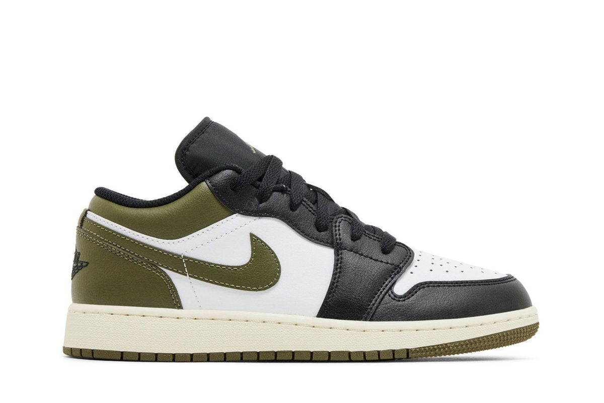 Tênis Air Jordan 1 Low Gs Black Toe Medium Olive Verde - ByDunky - Store