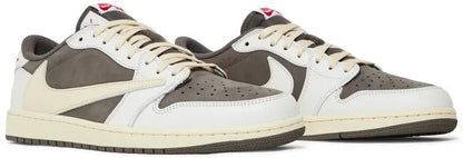 Tênis Air Jordan 1 Low Og SP x Travis Scott Reverse Mocha Marrom - ByDunky - Store
